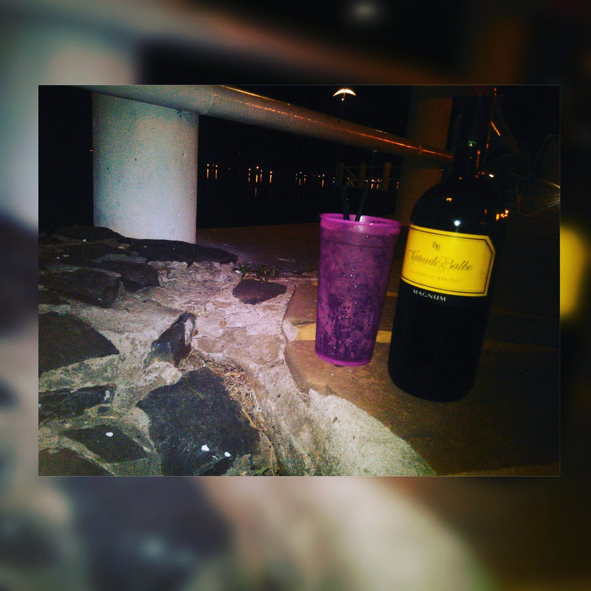 MicaelaFe30's tweet photo. #Rioooo #Veranoooo ☺👌 https://t.co/h0jspHHd1U