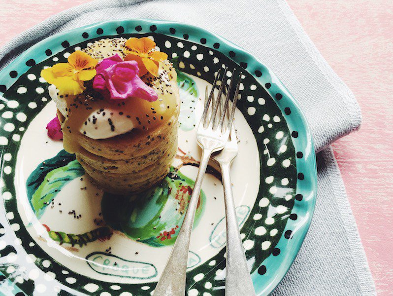 BubbasWest's tweet image. Mini hot cakes with apple and cinnamon, by Sevi Stolica bubbawest.com/mini-hot-cakes…