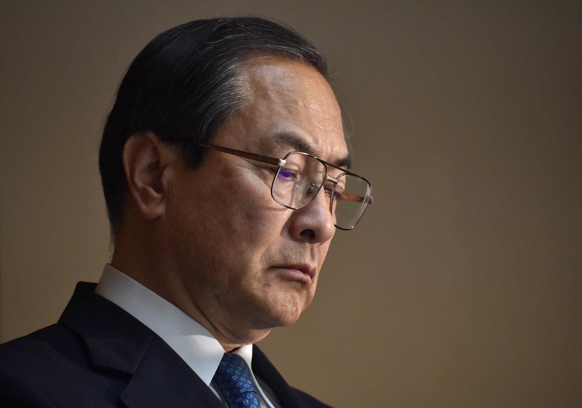 stbusinessdesk's tweet photo. Toshiba shares dive to 35-year low after hiking yearly loss forecast to S$8.5b https://t.co/KPGm72kJBG https://t.co/PUEGpDl29C