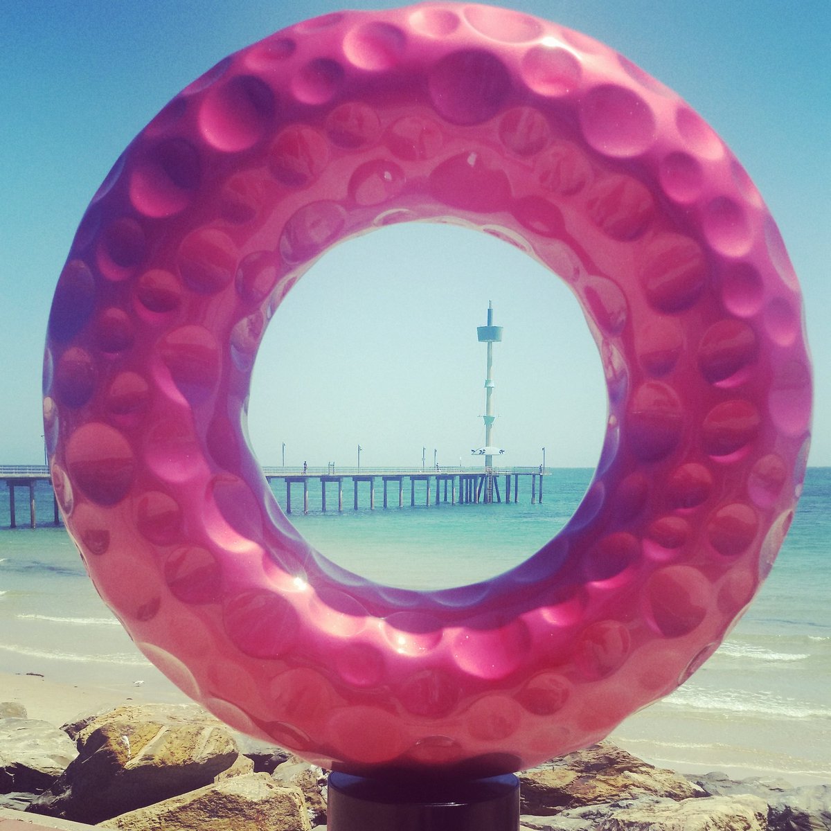 allen4156's tweet photo. Enjoying some of the sculptures at #brightonsculpturesbythesea #beachlife #summer #noexpertofartbutlovethis https://t.co/SxCO9pjr1z