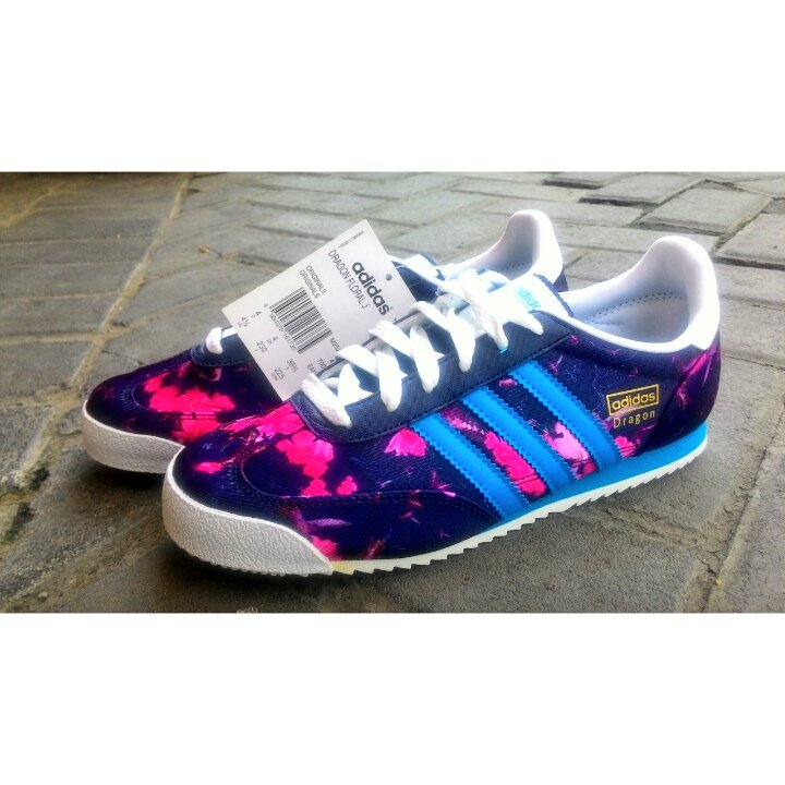 Adidas Dragon Floral J BNIB
35 1/2
550K
<a href="/FS_80cs/">FAMILY 3STRIPES</a> <a href="/SNPJerseyOri/">SNP Jersey Original</a> <a href="/IdnSneakers/">INDONESIA SNEAKERS</a> <a href="/snconceptstore/">IG : SN Concept</a>