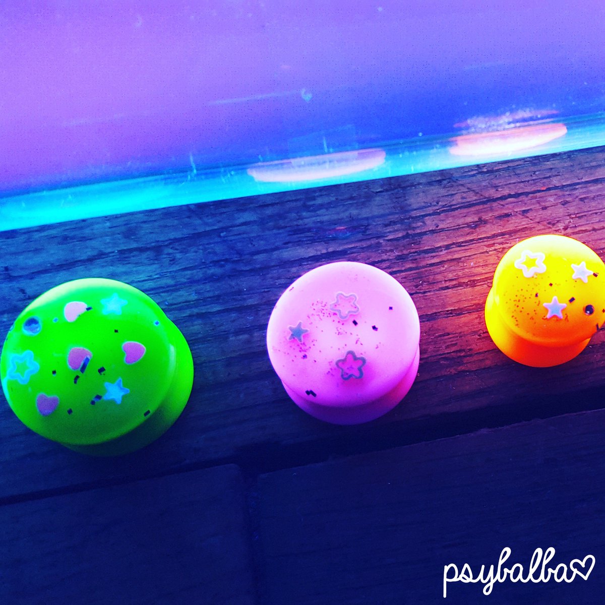 psybalba's tweet photo. 🌸🌈🌈🌈 #plugs #custom #blackligth #handmade #handmadeplugs #customplugs #colorsUV #yummy #psybalba  🌈🌈🌈🌸 https://t.co/TXSwhNY0VB