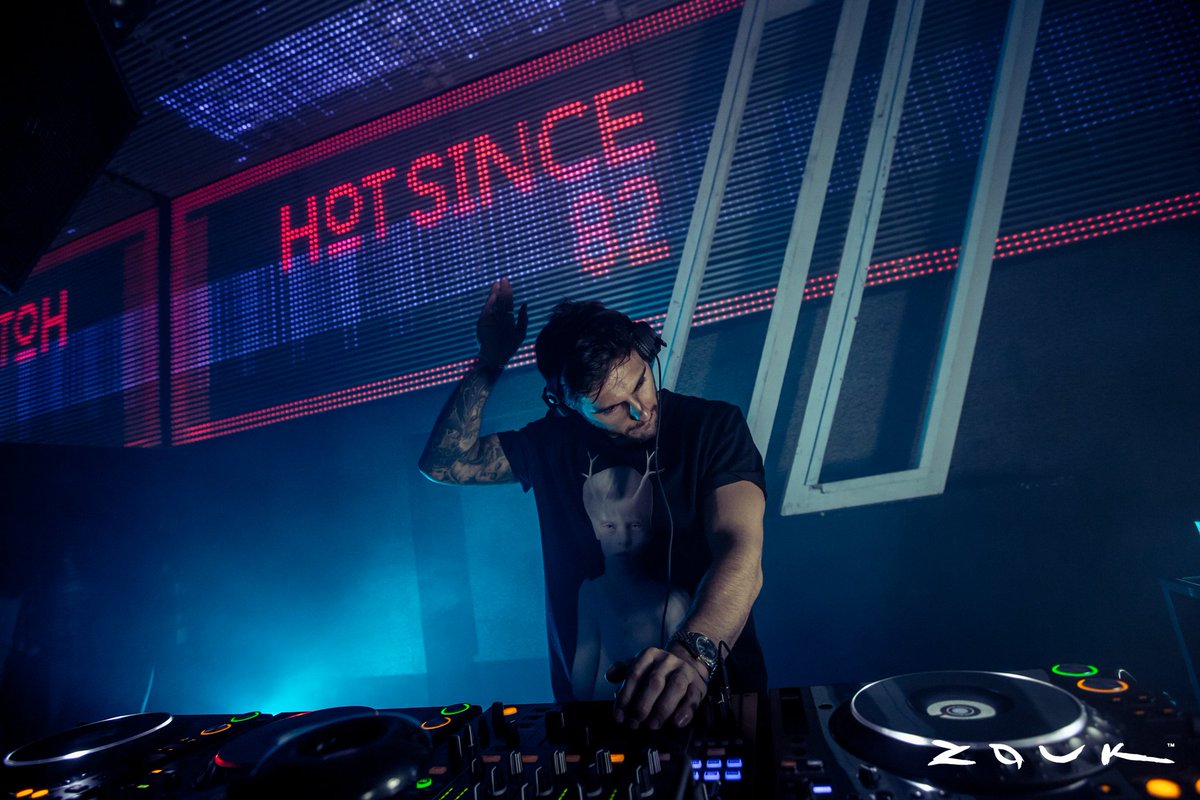 zouksingapore's tweet image. #WeekendsAtVU will see @hotsince82 returning for #ParallelVelvet tonight! Admission to Velvet Underground: $28/$33