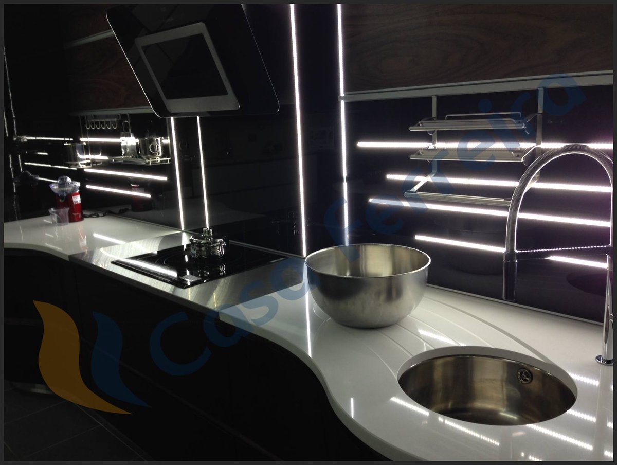 ArchiDesignInt's tweet image. Une envie de rénover votre cuisine !!