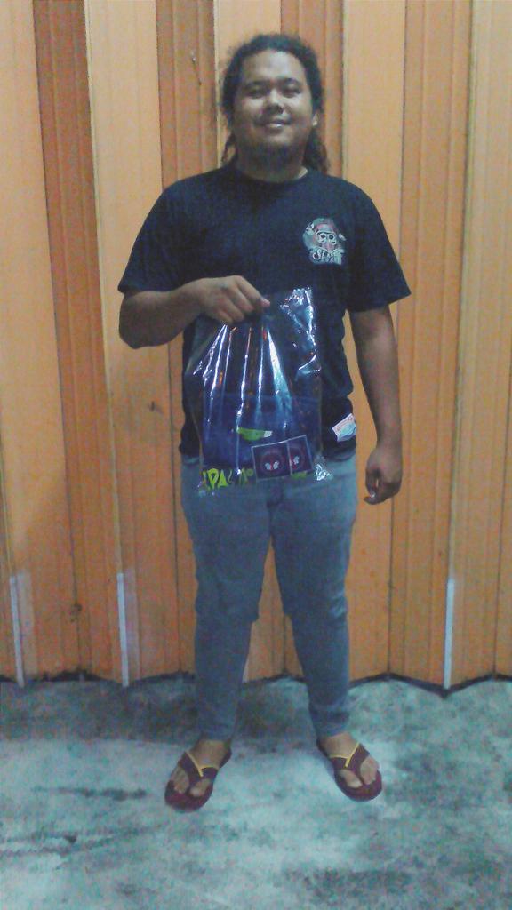 syamilafif_'s tweet photo. Brader @anangafro sudah support @slickfriday , anda bila lagi? Huhuhu trimassss bro ! #SlickFriday https://t.co/BxFX1385eR