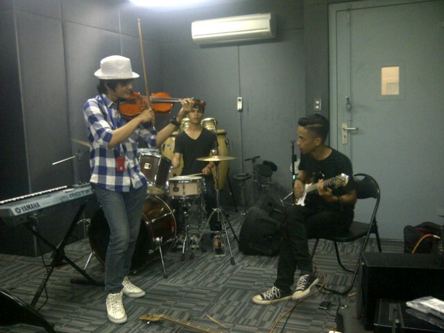 j3766's tweet photo. Studio yamaha pusat https://t.co/6OESu6dTUH