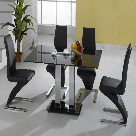 LogicTables's tweet image. The #Berlin #Dining #Table provides flexible dining options with its extension top. Click ow.ly/XYXIL