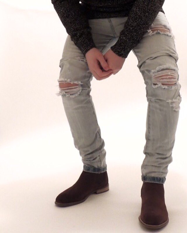 StormOriginalx's tweet photo. Distressed denim on sale for only £25 via https://t.co/id2dlpC31y🔥

#mensfashion #fashionblog #sale #streetwear https://t.co/3LNYBBWiDZ