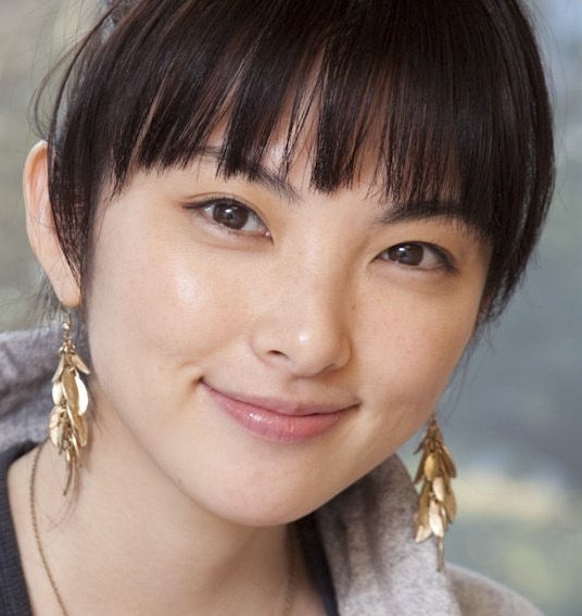 Twitter 上的 たー坊 40才医師と結婚した田中麗奈 昔は彼女の低鼻がたまらなくて映画を割りと観たものです お幸せに T Co 9h8ozuvxmy Twitter