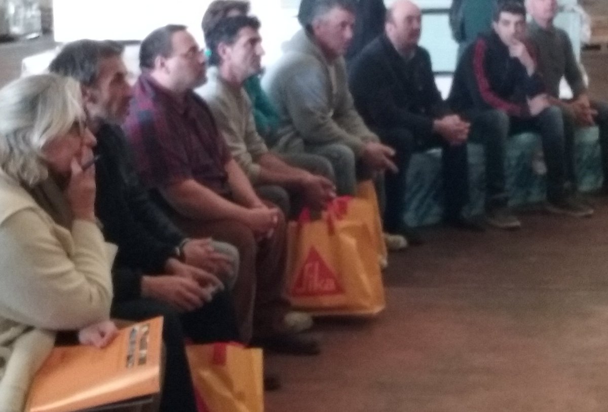 hcalvo2's tweet photo. Jornadas tecnicas de SIKA en BIPACOM ..todo un exito https://t.co/P8l0Tyc7nh