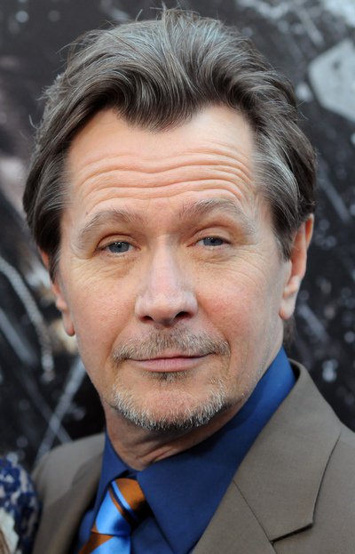 bande_annonce's tweet photo. #GaryOldman rejoint #HunterKiller, l'adaptation du roman #FiringPoint où un général russe kinappe le président https://t.co/Docd3XyWag