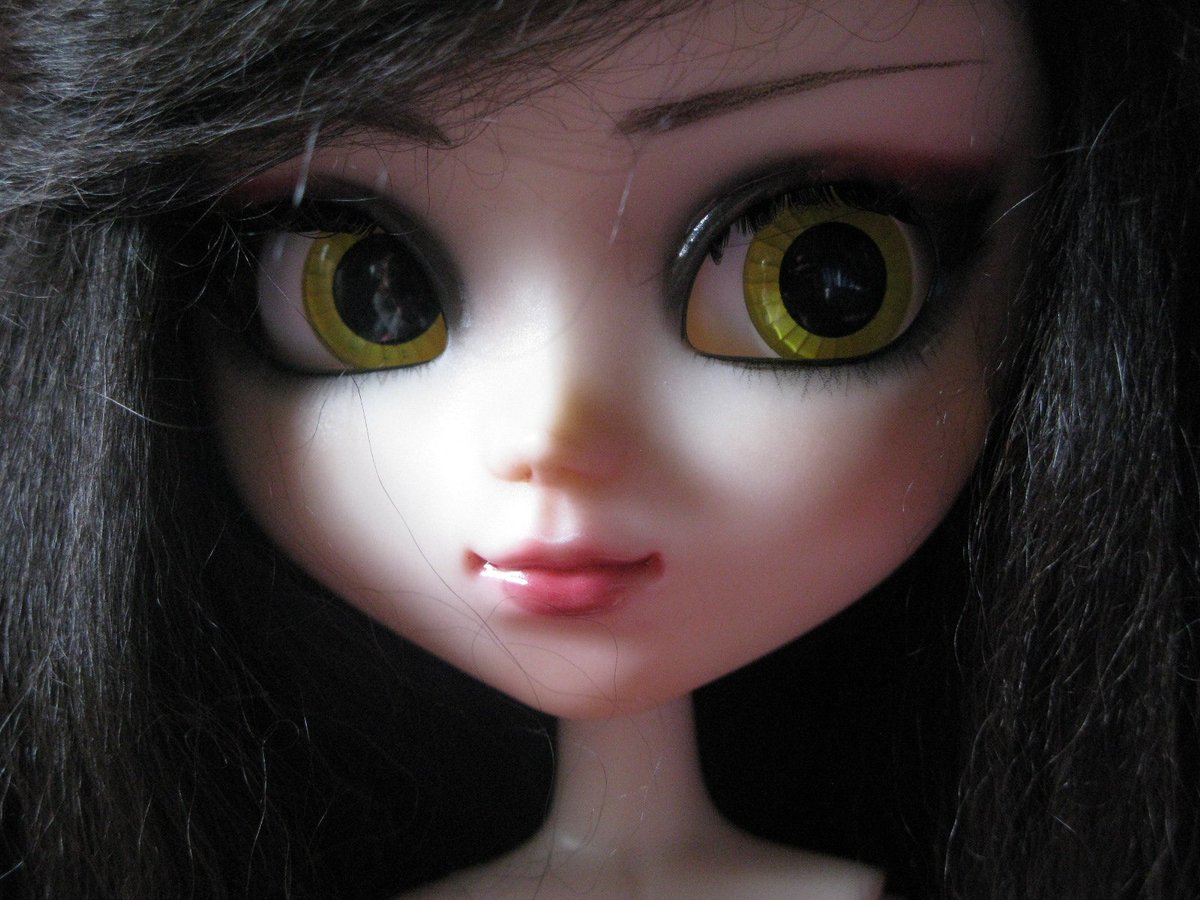 LilyEvansMakeup's tweet photo. #Pullip #Groove #JunPlanning #Makeitown #MIO #Isul #MIOPullip #MIOIsul #Astaroth #Nephty #Demons #Red #Black #Makeup https://t.co/1dl1g3vSEC