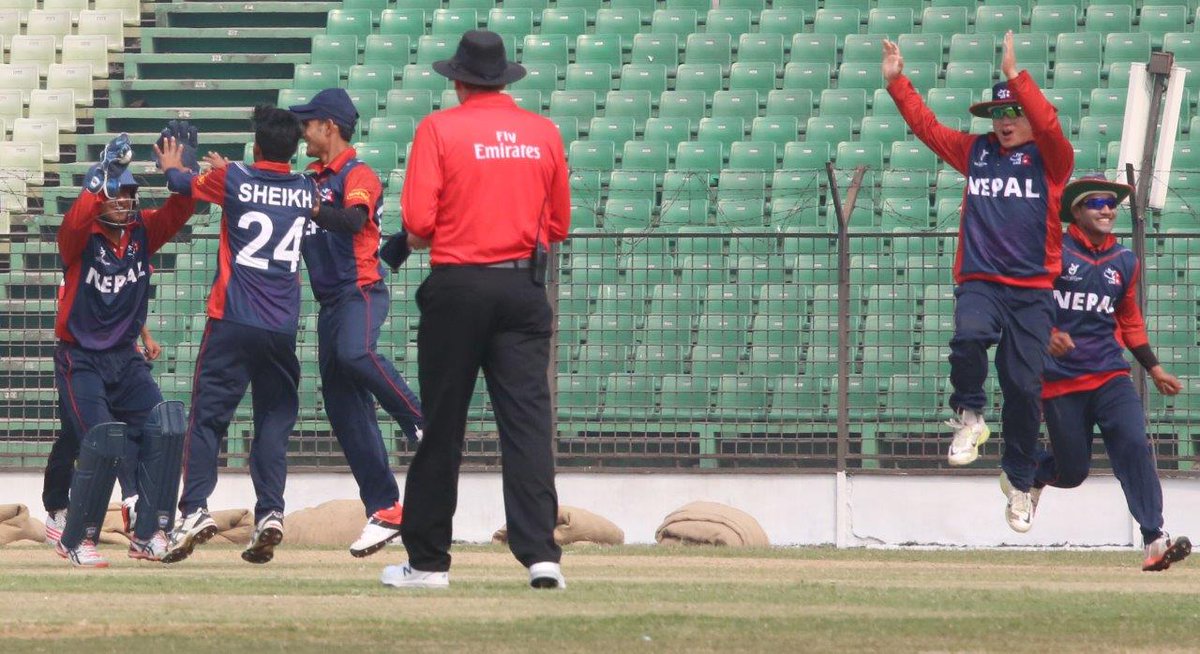 ICC's tweet photo. Bangladesh 79/3 after 24 overs - the race for the #U19CWC semi-finals is hotting up!

LIVE: https://t.co/VuwXEiVA6j https://t.co/PQtyGXp7ap