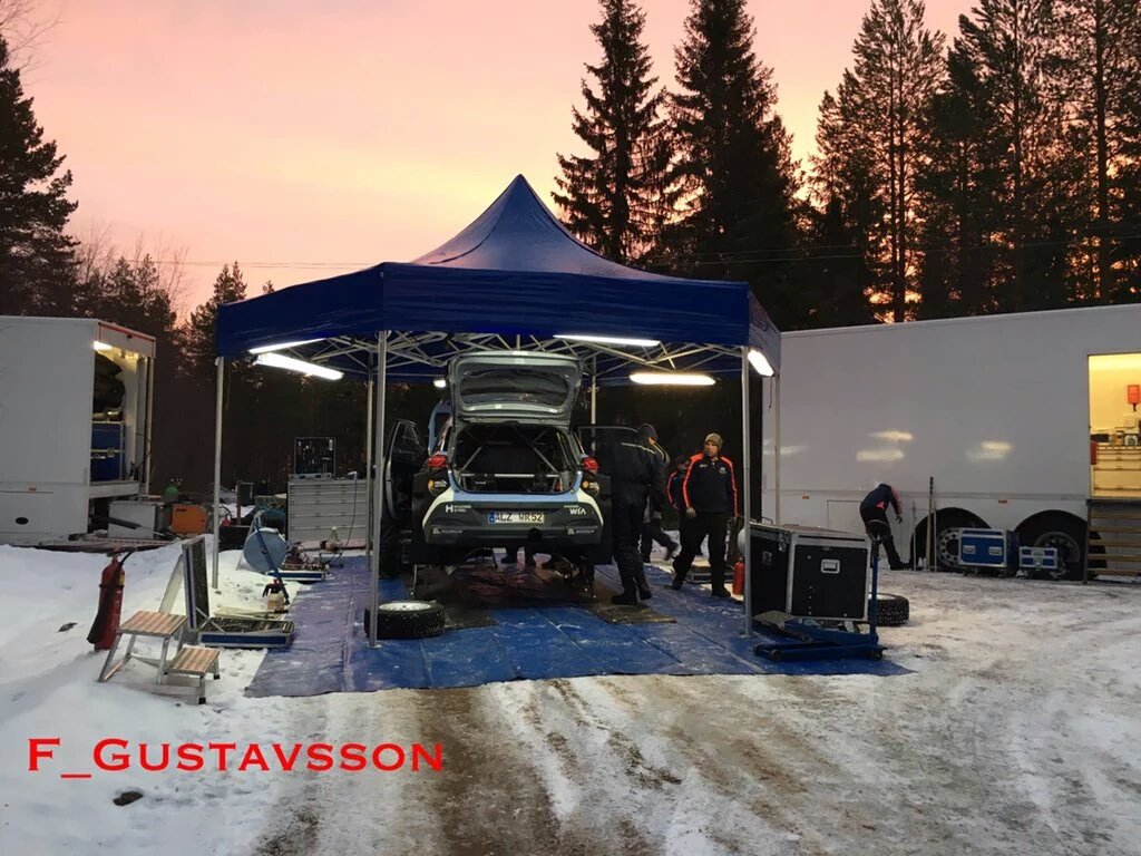 WRC: Rallye Sweden [11-14 Febrero] CacBi3zW8AAqD9N
