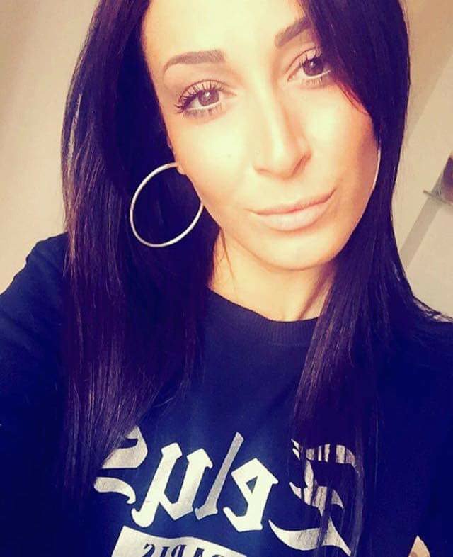 RAPHAELCASTRO9's tweet image. RT SpécialFF #MonUnique @Kenzafarah_off ma meilleurs pour l'éternité 😘💖💖👊👌💪👍 c MA PRÉFÉRÉE #MaNuméro1 c elle