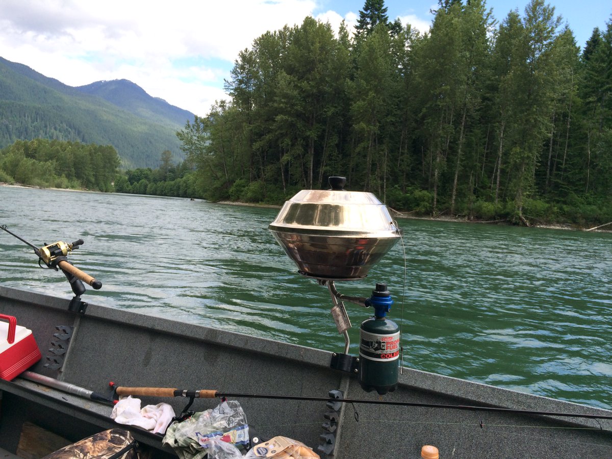 timothywalton's tweet photo. @Ptyj Enjoyed ESF piece on fishing food, how about this a BBQ on the boat while steelhead fishing in Washington. https://t.co/27d6UgEfoZ