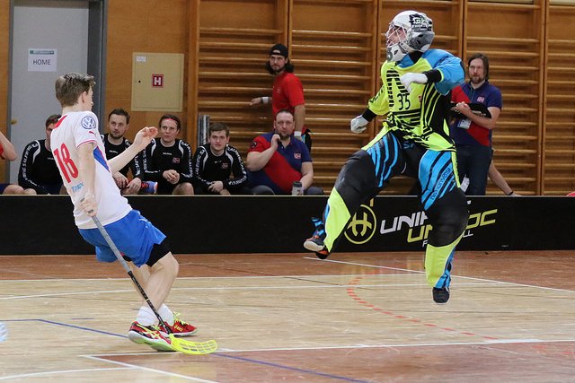 Here you can see who is the king on the field :) #goalie #floorball #innebandy #wfcq2016 #photobyIFF