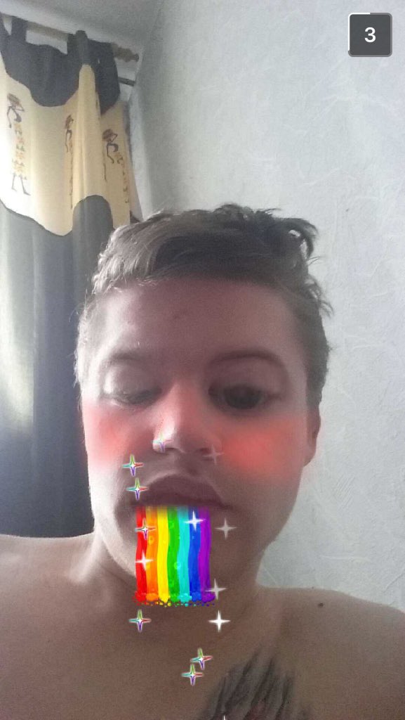 Daviitis_Zu's tweet photo. Kad Bērzinjsh nokačā snapchatu https://t.co/4CzUPCWJja
