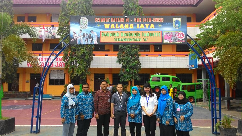 daihatsu_career's tweet photo. Astra Int Daihatsu bekerja sama dgn SMK utk menerima siswa kerja praktek loh  😄 #365ReasonsToJoinDSO (w/ SMK Walang) https://t.co/hx8EhqNyyE