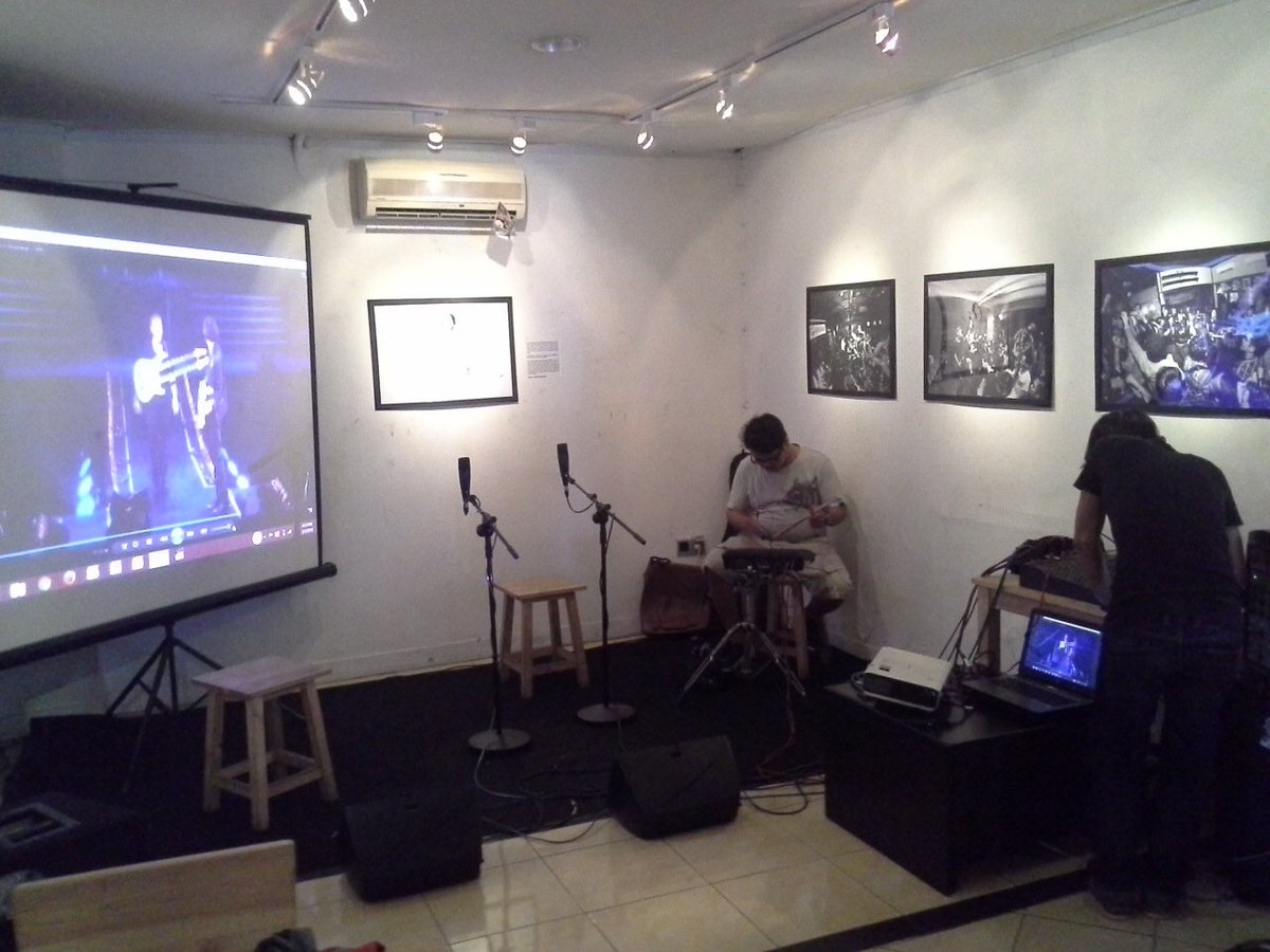 SangAkarID's tweet photo. Udah pada cekson ni, prepare bedah lagu Jiwa Yang Berani @RockMemberontak https://t.co/zSoUtsno8B