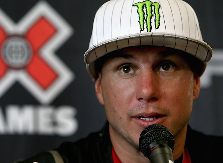 Dirt Magazine tweet media