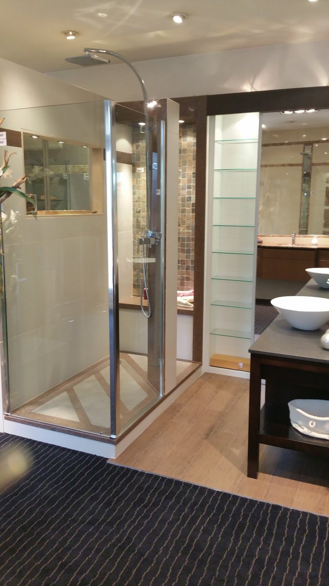 ArchiDesignInt's tweet image. Envie d'une salle de bain moderne !!
Contacter -moi