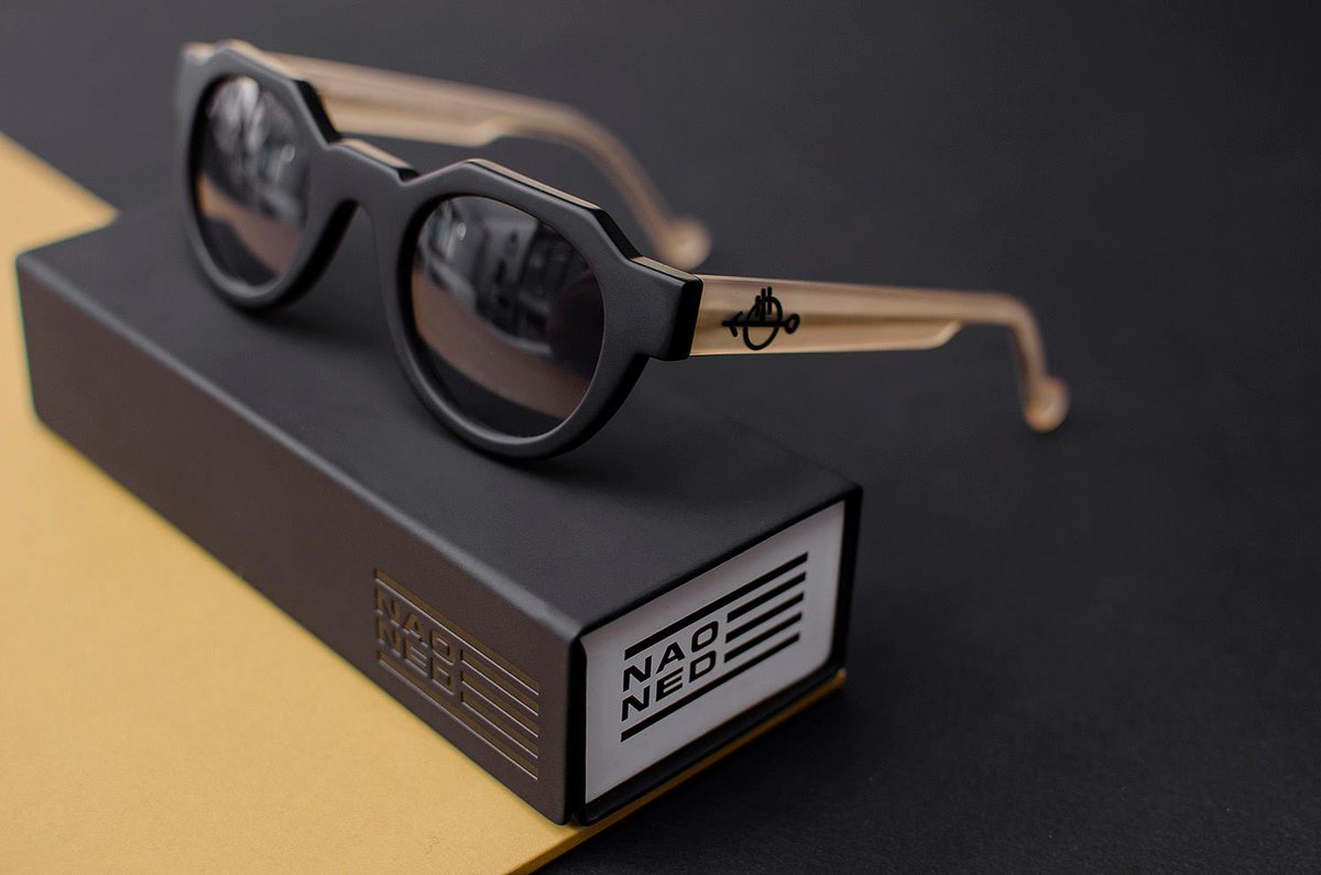 NaonedEyewear's tweet photo. Collab avec @AymericMAINI &amp; #thefeebles pour la sortie de son premier album ! #lunettes #musique #eyewear #sun https://t.co/6QYd4El7Th