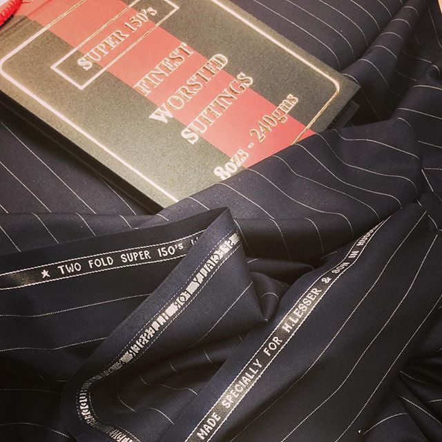 Harrisons1863's tweet photo. Delighted to be offering this again #8ozs #worsted #wool friom #hlesser #super150's #2fold #madeinengland #fashion https://t.co/exgbhqFfq3