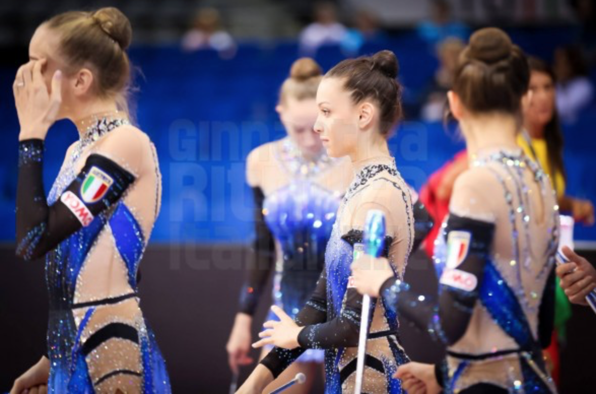 GRItaliana's tweet photo. #PalaDesio: sabato 6 febbraio h15.30 #allenamento #squadranazionale ginnasticaritmica. Info: https://t.co/CffGXlUTM4 https://t.co/EUOBU3YvIm