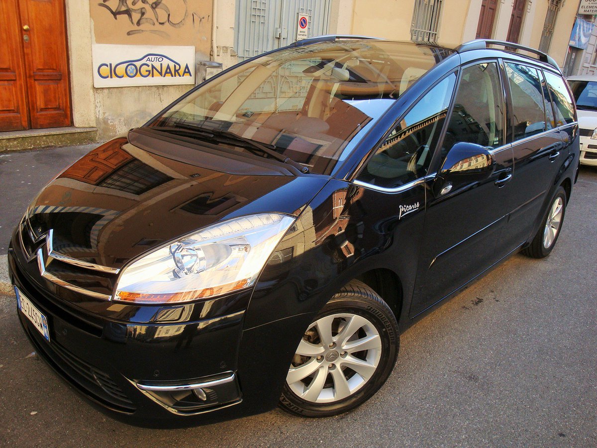 AutoCicognara's tweet photo. NUOVO ARRIVO: Citroen C4 G.Picasso 2.0 HDI Exclusive
https://t.co/ArwMD64KwN
#AC63MI #Monovolume #7posti #Citroen https://t.co/LR4JRG8lf7