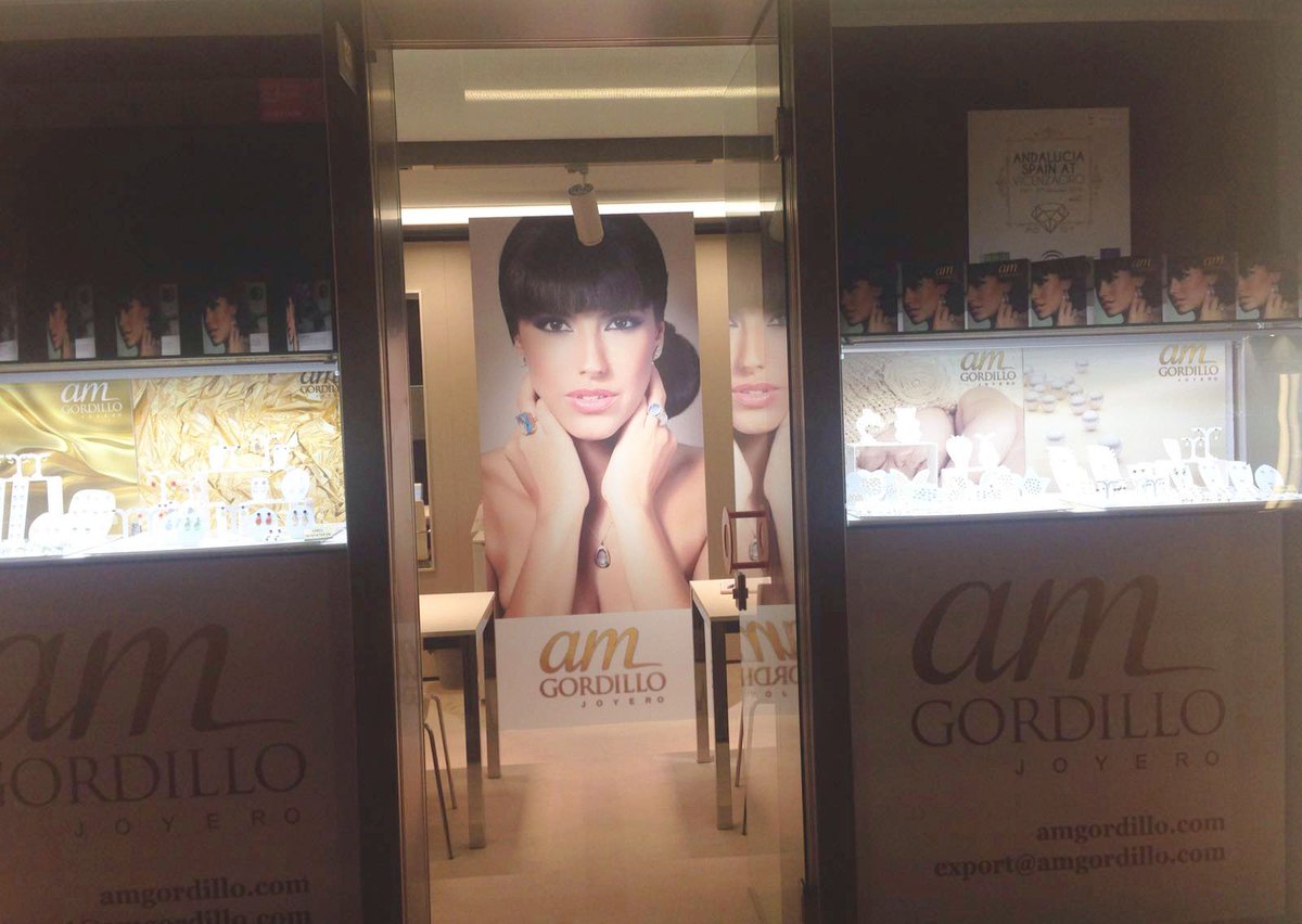 AMGordillo_SL's tweet photo. Our stand in @xVicenzaOro JANUARY 2016 last edition https://t.co/WeCtutX7KV