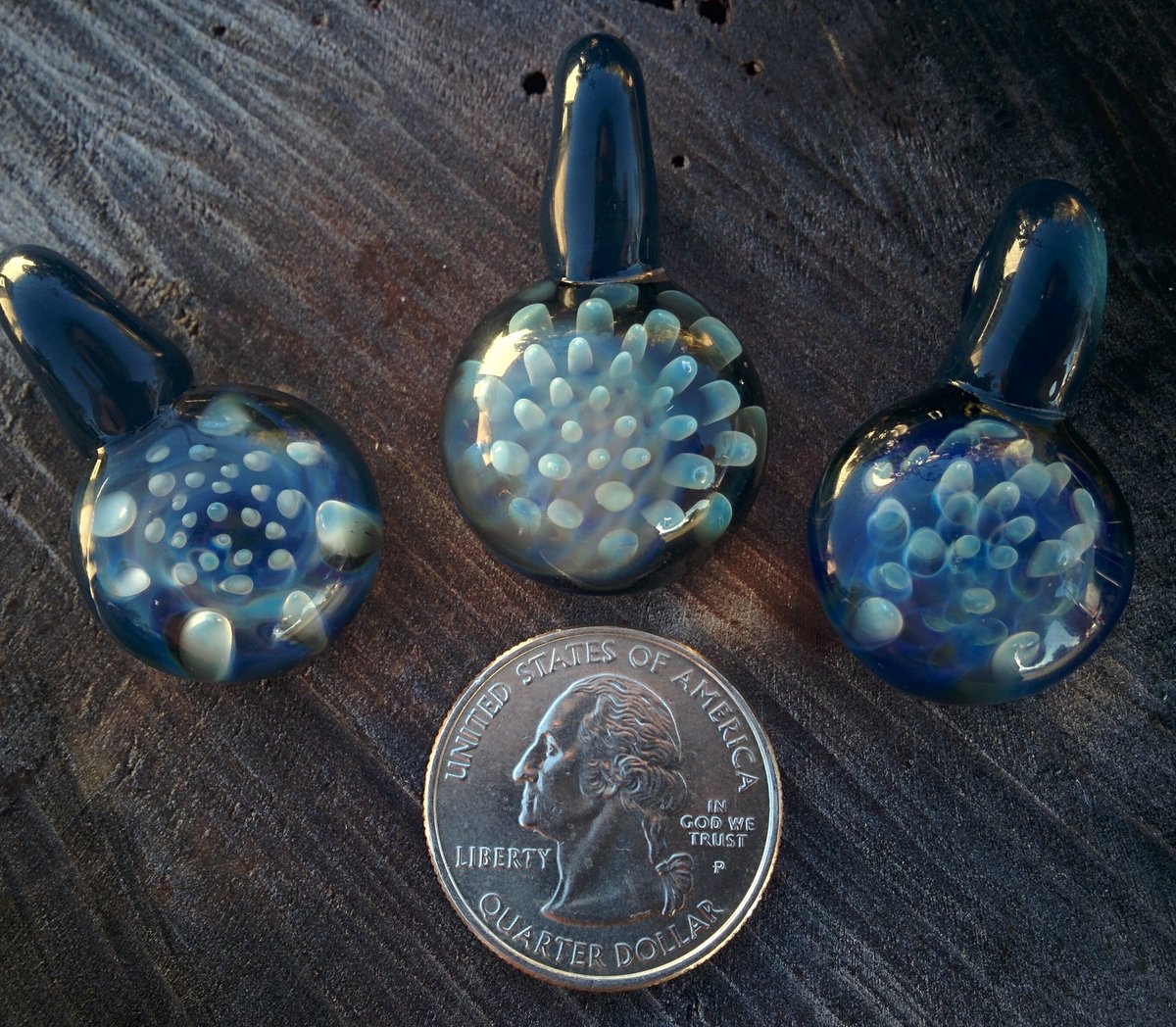 TornGlassStudio's tweet photo. Silver Fumed Pendants! #TornGlass #Silver #Glassporn #pendants #implosions #Love https://t.co/GHbV3aoOO7