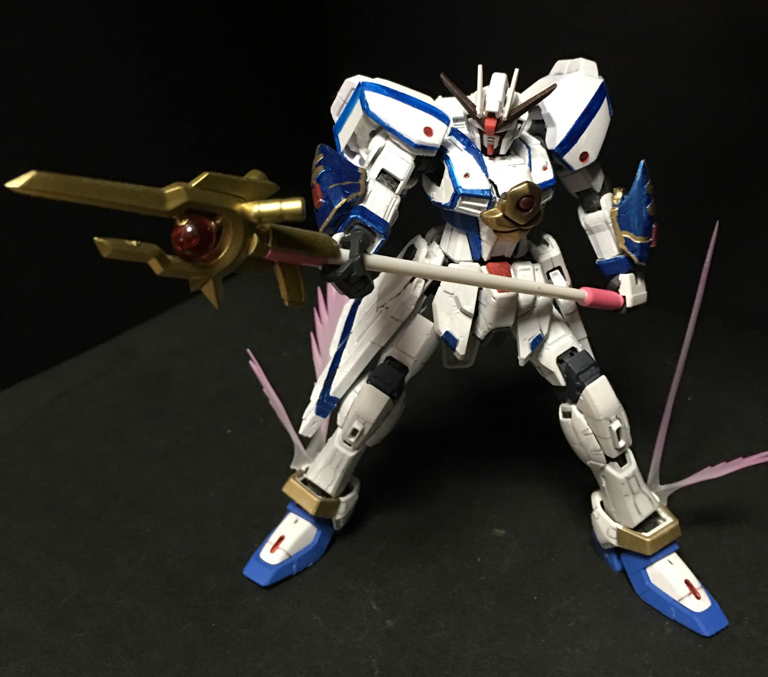 キャプテンwaka リリカルなのは なのはをイメージしたガンプラ エクセリオンガンダム 単純になのはガンダム作りたいな と思ったので ㅂ و ぐッ ガンプラ ガンプラの画像貼るとrtされると聞いて Nanoha T Co Olh9k3pg0c Twitter