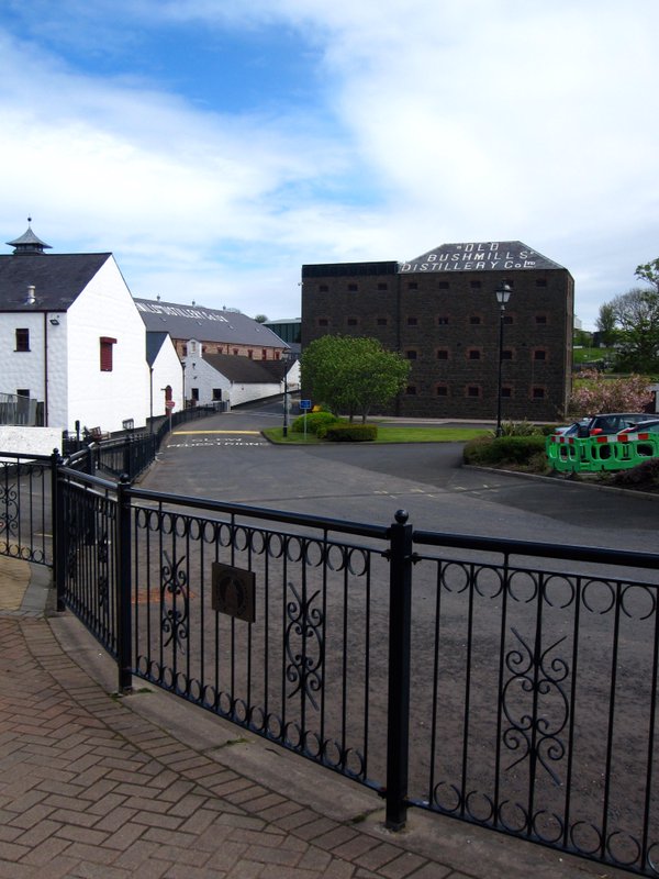 bushmillsmaster's tweet photo. My second home…#Bushmills Distillery. Come and say ‘hello’ sometime. #Irish #Whiskey https://t.co/pzEDtw3iC3