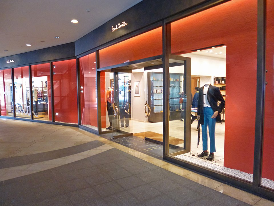 Paul Smith Japan 写真はポール スミスなんばパークス店 全国のポール スミスメンズショップでは明日2月6日 土 より16年春夏シーズンの展開が本格的にスタート ぜひお近くのショップにお出かけください T Co Vtf4zsopxn T Co Wscr1envr9