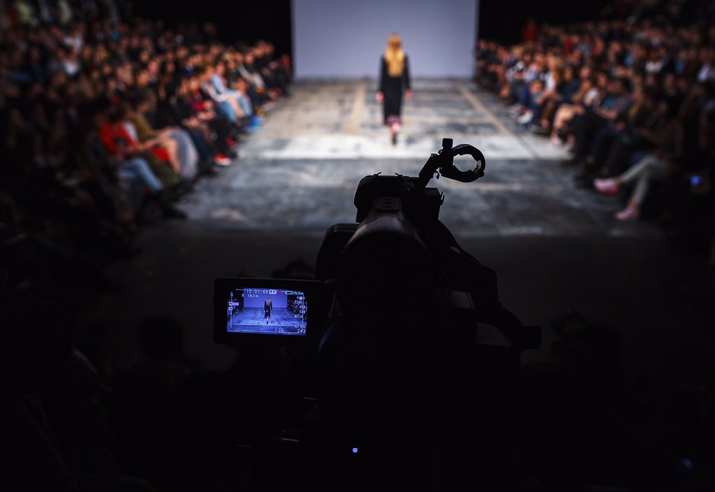 oliyeates's tweet image. Looking for a videographer to join us @clickymedia email jobs@clicky.co.uk #photography #jobs #chester #videography