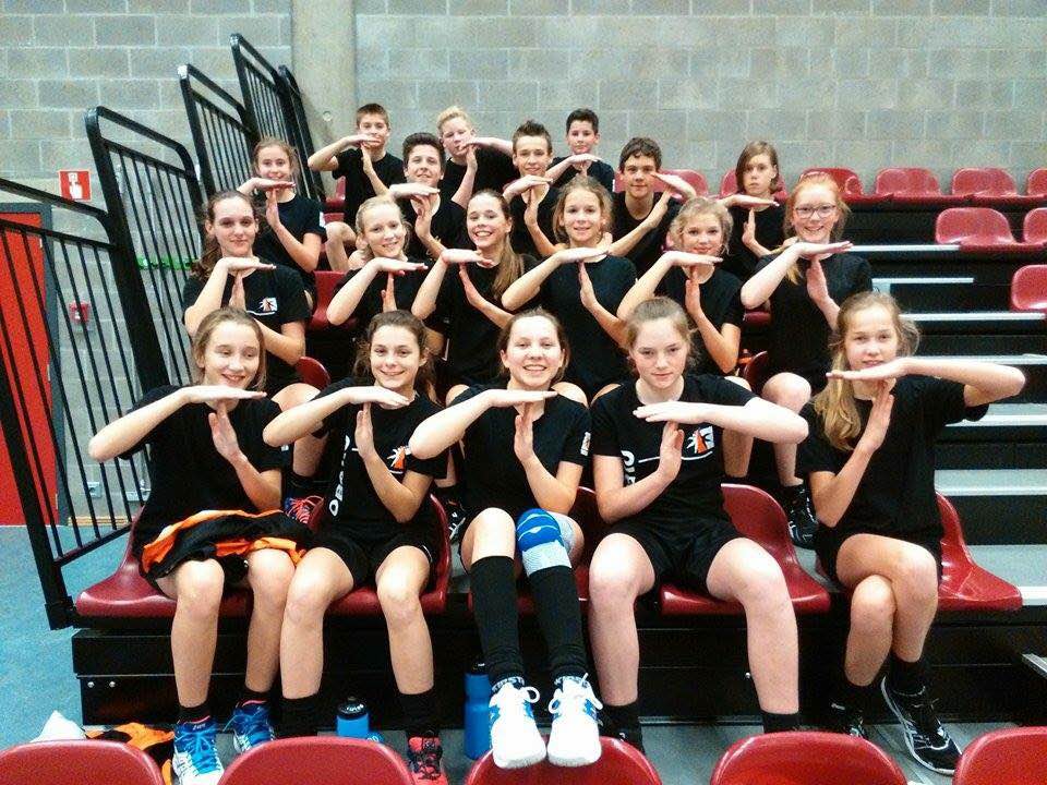 Vobako's tweet photo. De VOBAKO u14 zegt NEE tegen pesten! #TOPindesport https://t.co/8ilSRdxWg8