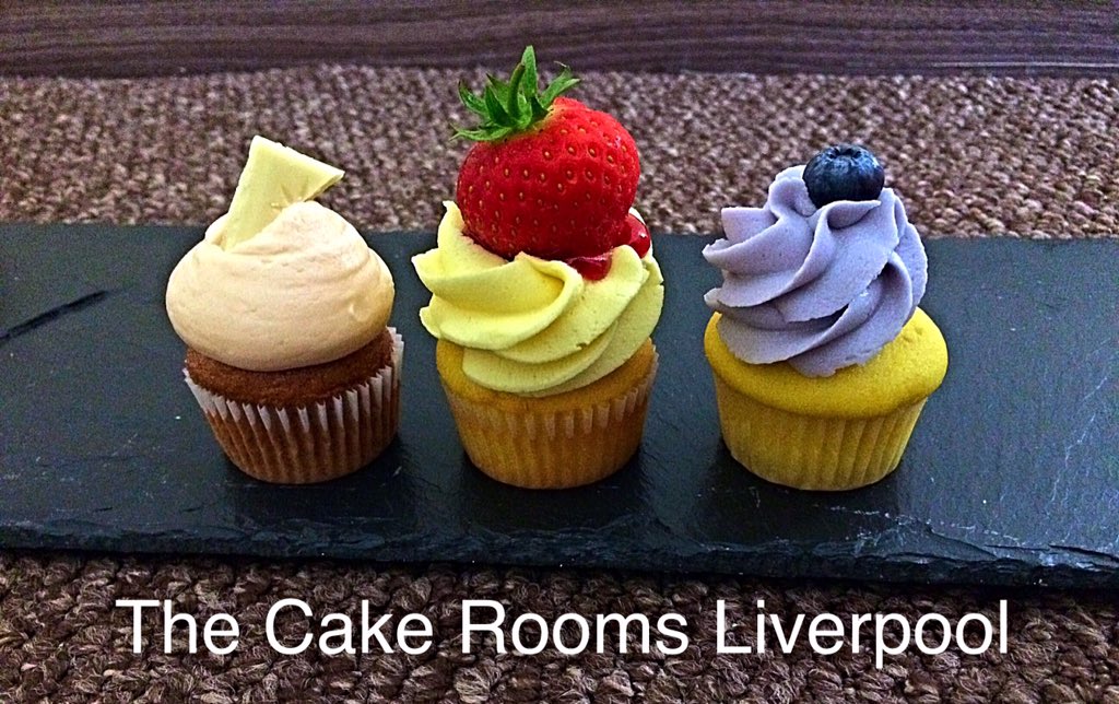 TheCakeRooms's tweet photo. Gorgeous mini cakes for a delicious afternoon tea😋 we supply at competitive prices https://t.co/GSAw7TYz1u