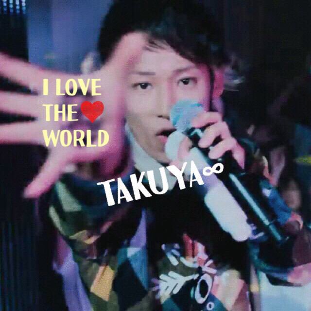 aya0402ka's tweet photo. フォロワーさん1300人突破！！
フォロワーさんいつもありがとうございます！これからもよろしくお願いします！
#RTした人全員フォローします 
#UVERworld好きな人RT 
#全国のcrewさんと繋がりたい https://t.co/sDEbKxam5y