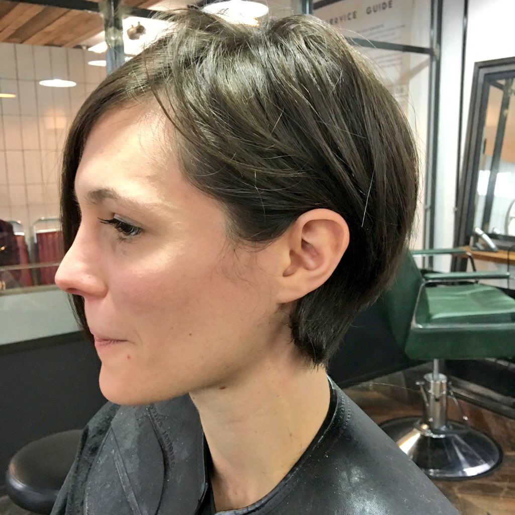 wearelaundry's tweet photo. before + after by #starstylist Mitch! ✨Using @TIGIcreatives products to create soft texture 😍💇🏼we are in lovee! https://t.co/rqF5EDss7C