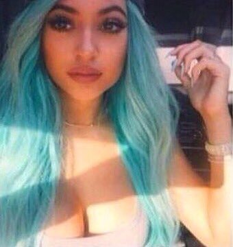 YaBoiZezima's tweet image. Smh girls look so different without makeup