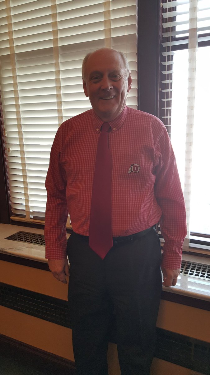 RepHemingway's tweet photo. Wear red day on the Hill #KSLGoesRed #utpol #utleg https://t.co/TqYiseSQ7R