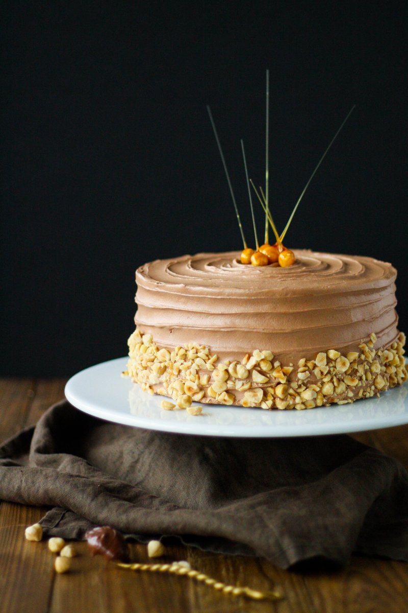 livforcake's tweet photo. It's #WorldNutellaDay! Aka best day ever. Nutella cake with candied hazelnuts. https://t.co/5MDYg7TvfP https://t.co/i8f7MBhYtz