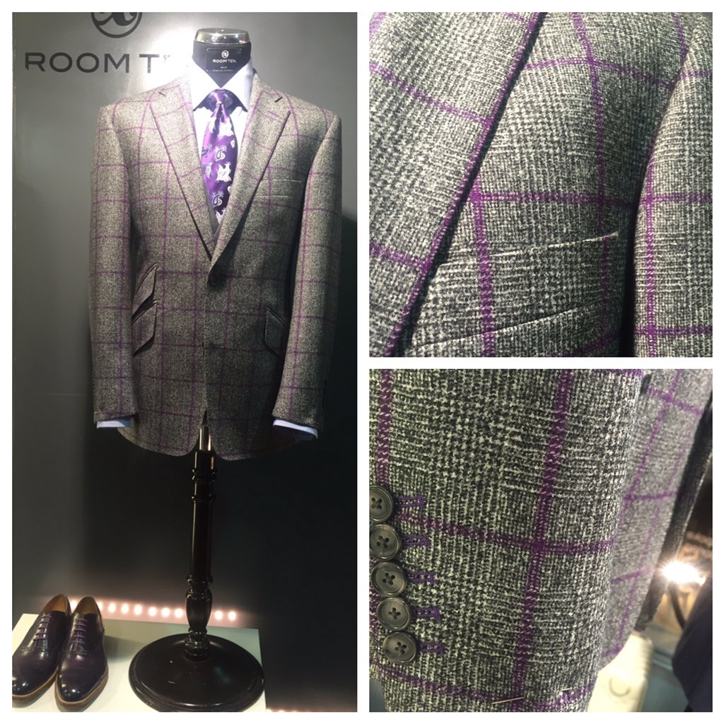 Jacket of the week! #dresslikeyoumeanit <a href="/grahamdodridge/">Graham Dodridge</a> <a href="/j_humphreys85/">james humphreys</a> <a href="/stephenkamos/">Stephen K Amos</a> <a href="/BizDiz/">Biz Diz</a>  <a href="/LeeChadders/">Lee Chadwick</a>