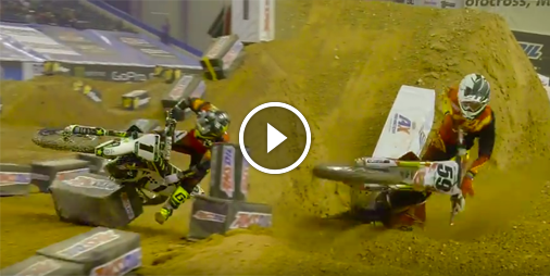mxcircuit's tweet photo. #DoubleCrash dans les Whoops de l'Arenacross à Baltimore ☛ https://t.co/L2eU4pWhxJ https://t.co/TwwEGg0ueF