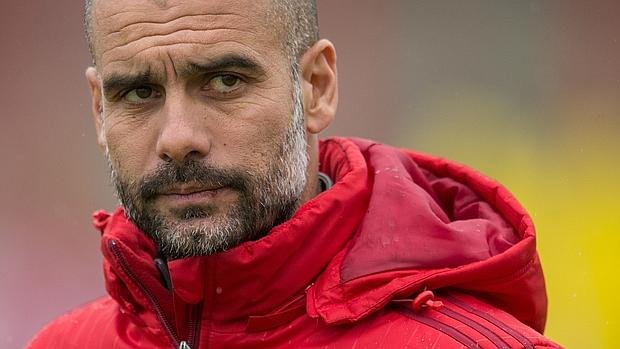 abc_es's tweet photo. Guardiola: «Soy como una mujer, puedo hacer varias cosas a la vez»
 https://t.co/O1bui6lp71 https://t.co/T7GsQ1QavG