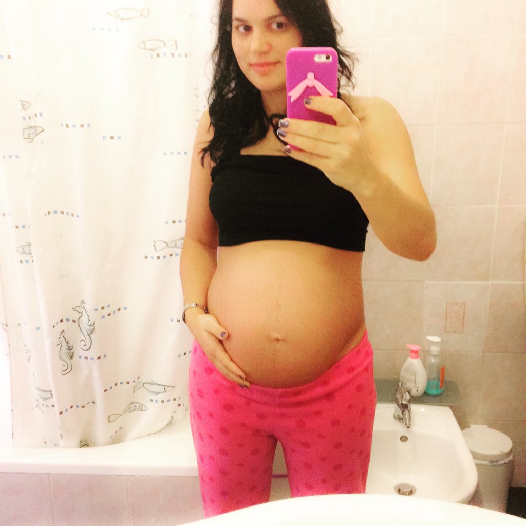 chellycsf's tweet image. #faltam6
#ansiedade
#babyrebecaestachegando
#diariodegravidez
34 semanas ou seja 8 meses de muito amor!