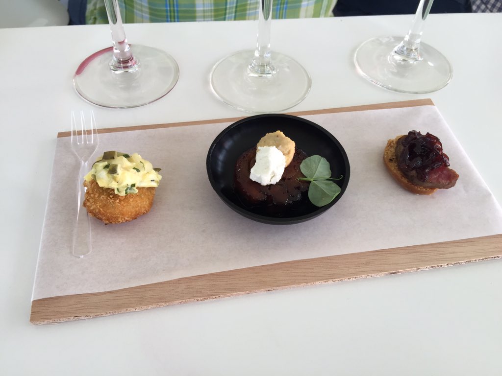 Bitings for food &amp; wine pairing #StellenboschWineFest prepared by Tiaan Langenegger <a href="/StellMun/">Stellenbosch Municipality</a> <a href="/KykKokkedoor/">#Kokkedoor</a>