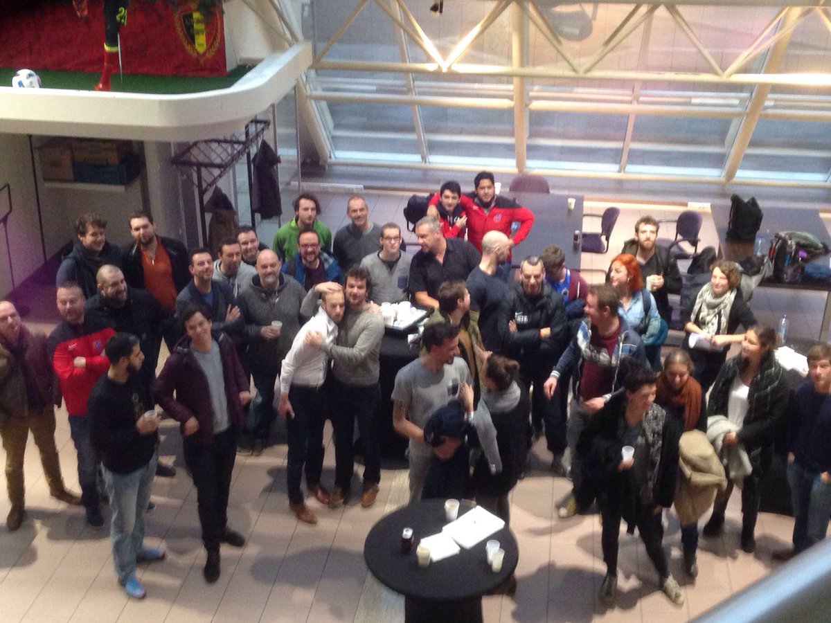 Trainers &amp; begeleiders @BelgianHomeless Cup blikken vandaag in Bondsgebouw vooruit op een nieuw jaar. #footballplus