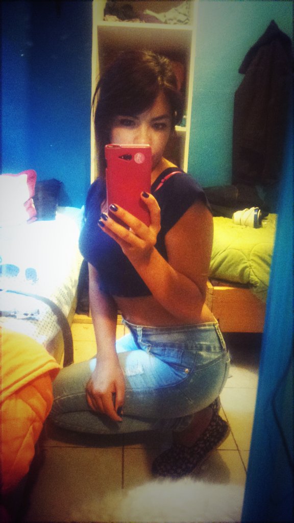 Paaz Alejandra tweet media